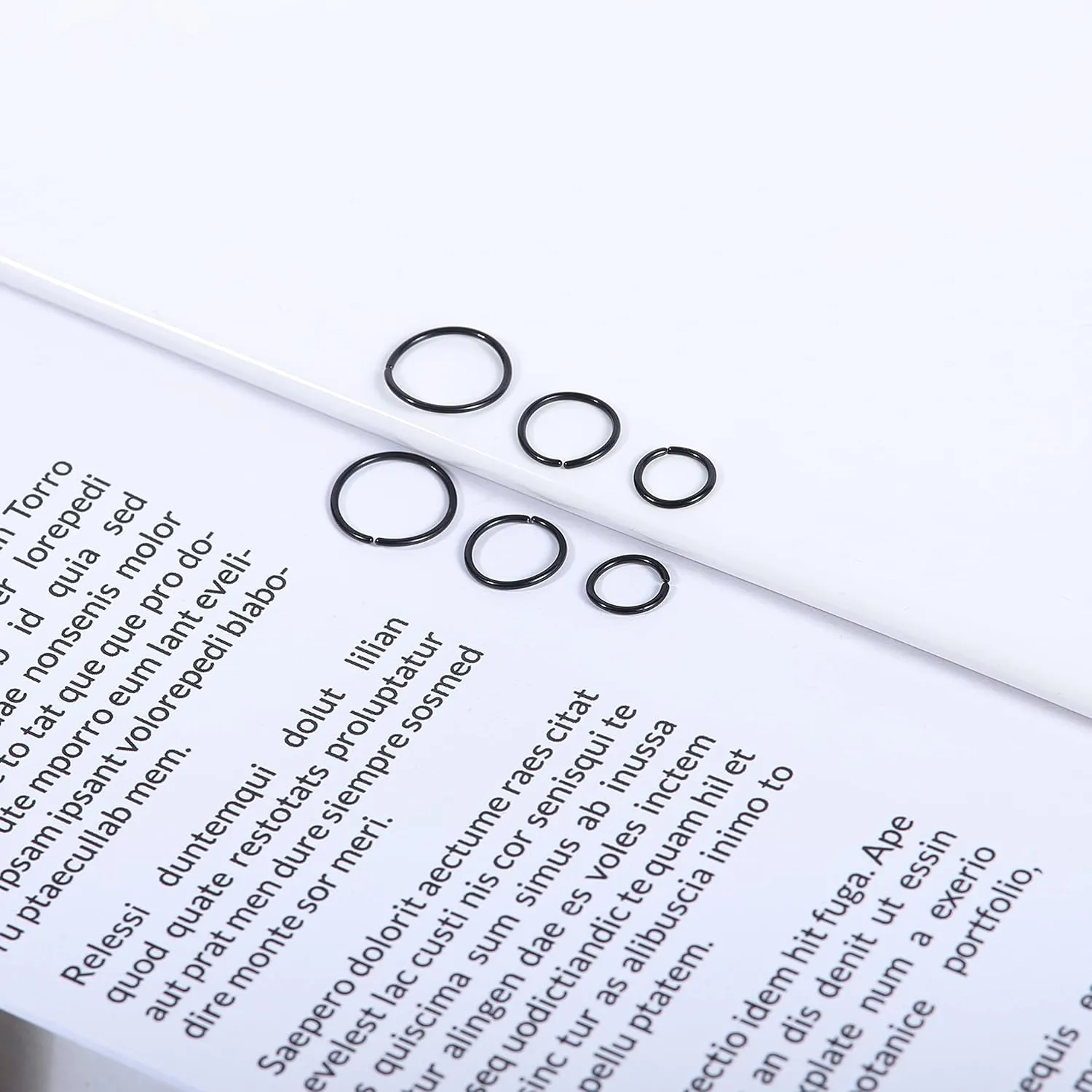 10-12Pcs 18G 20G Nose Rings Studs Hinged Hoop Nose Ring for Women Men Corkscrew Bone L Shaped Nose Studs Hypoallergenic 316L Surgical Steel Nose Piercings Jewelry Small Silver Gold