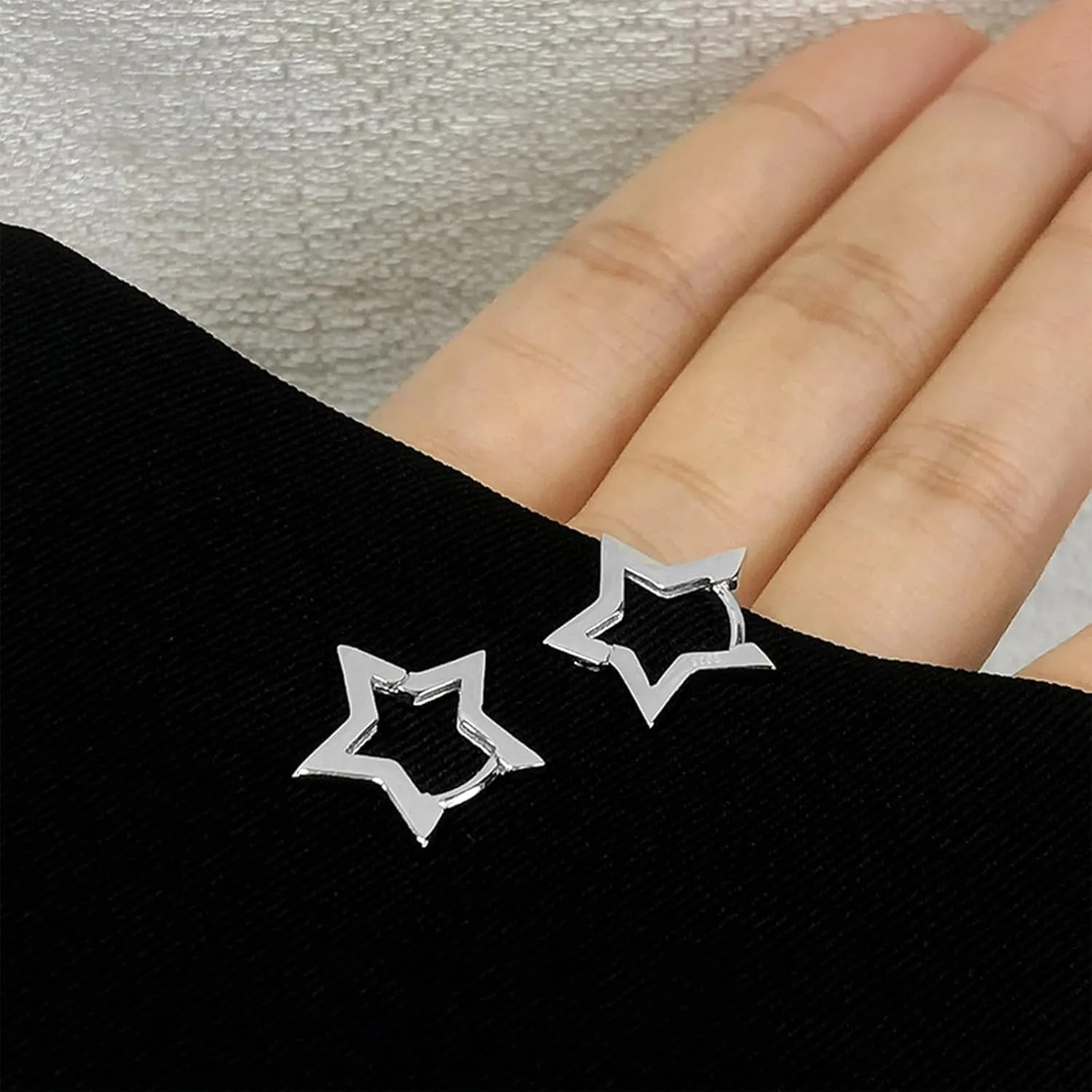 14K Gold Star Hoop Earrings for Women, Hypoallergenic Y2K Star Earrings, Gold Star Earrings for Women