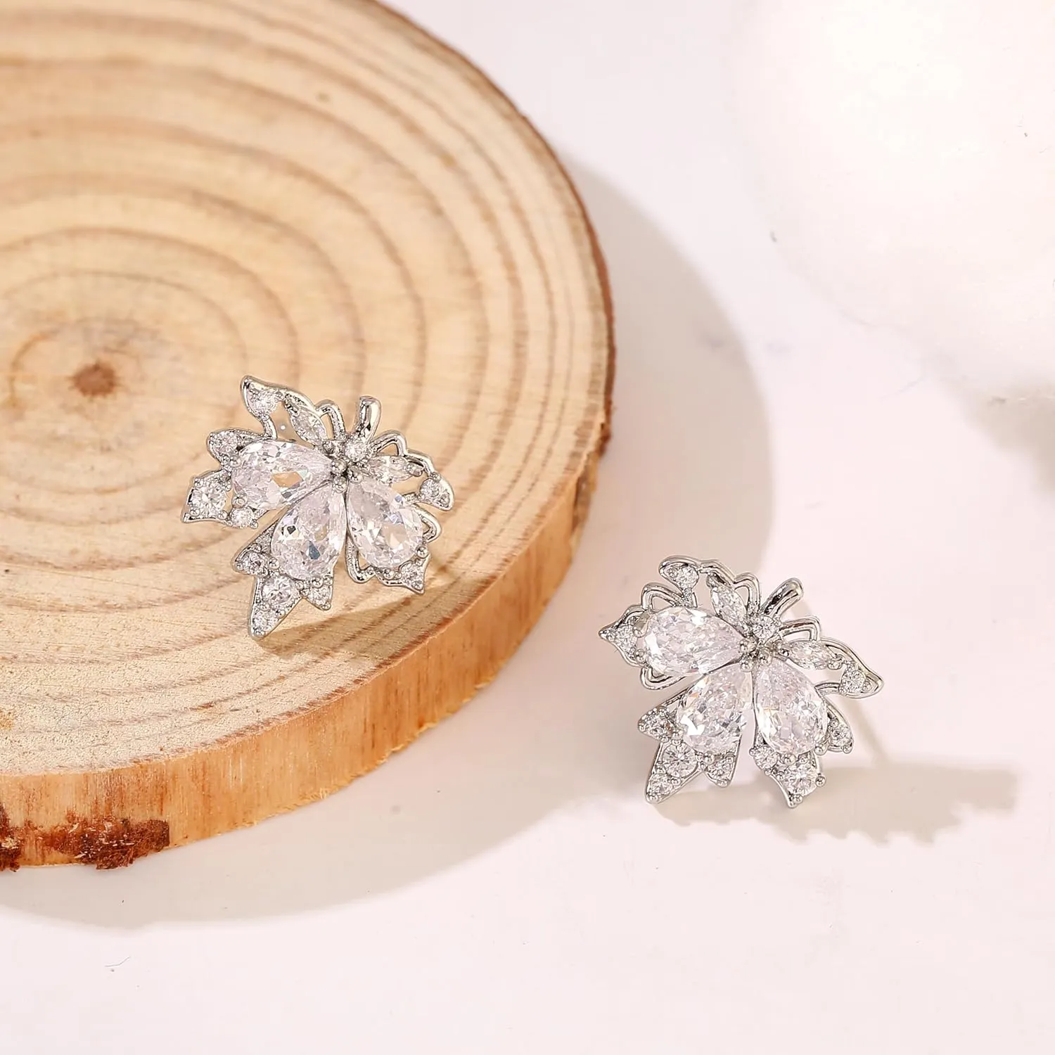 ATIMIGO Fall Maple Leaf CZ Stud Earrings Cute Sparkly Hypoallergenic Cubic Zirconia Crystal Rose/White/14K Gold Stud Earrings for Women Thanksgiving Earrings Accessories Jewelry Gifts