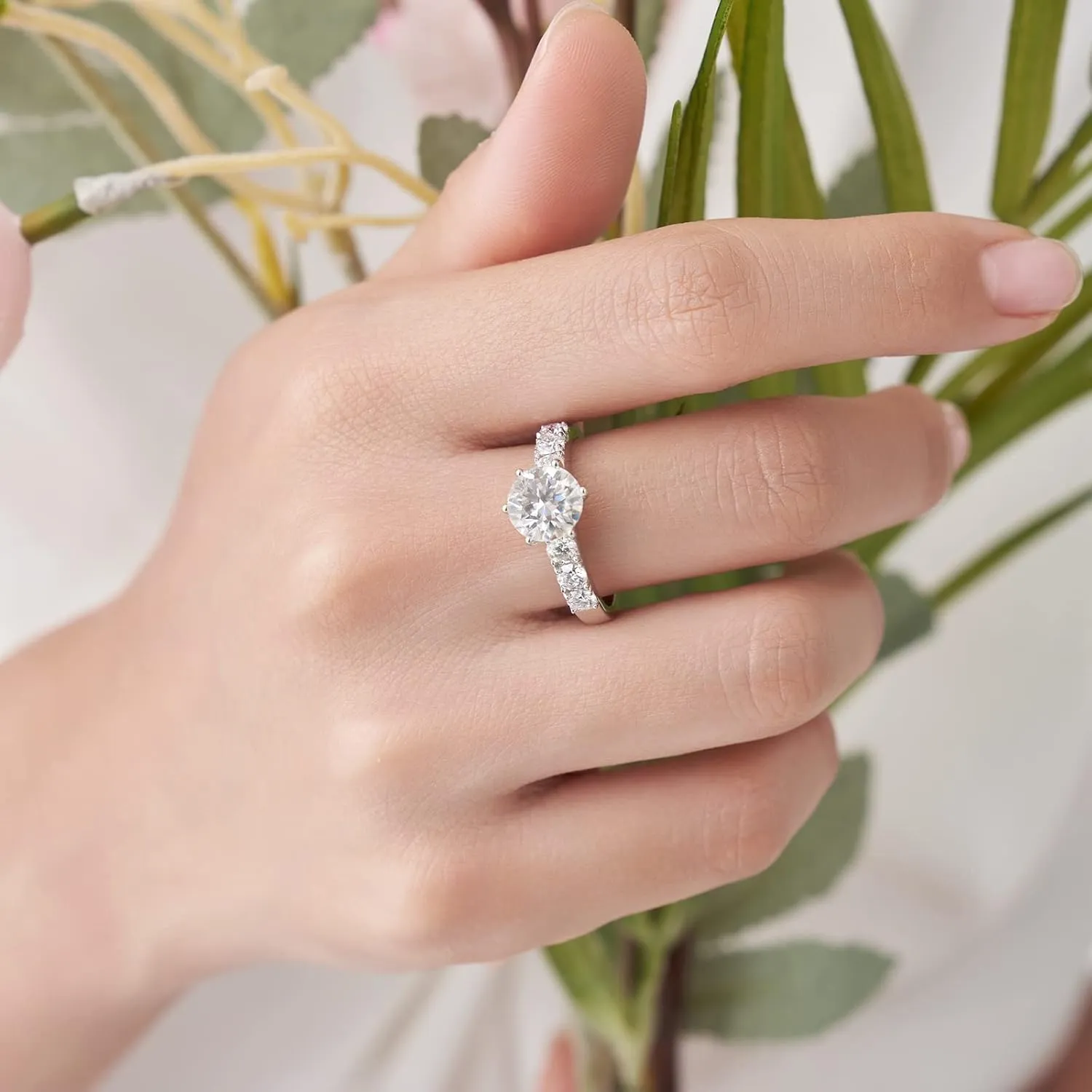 Atylyk 2 Carat Moissanite Engagement Ring Wedding Promise Gold-plating Sterling Silver Rings for Women