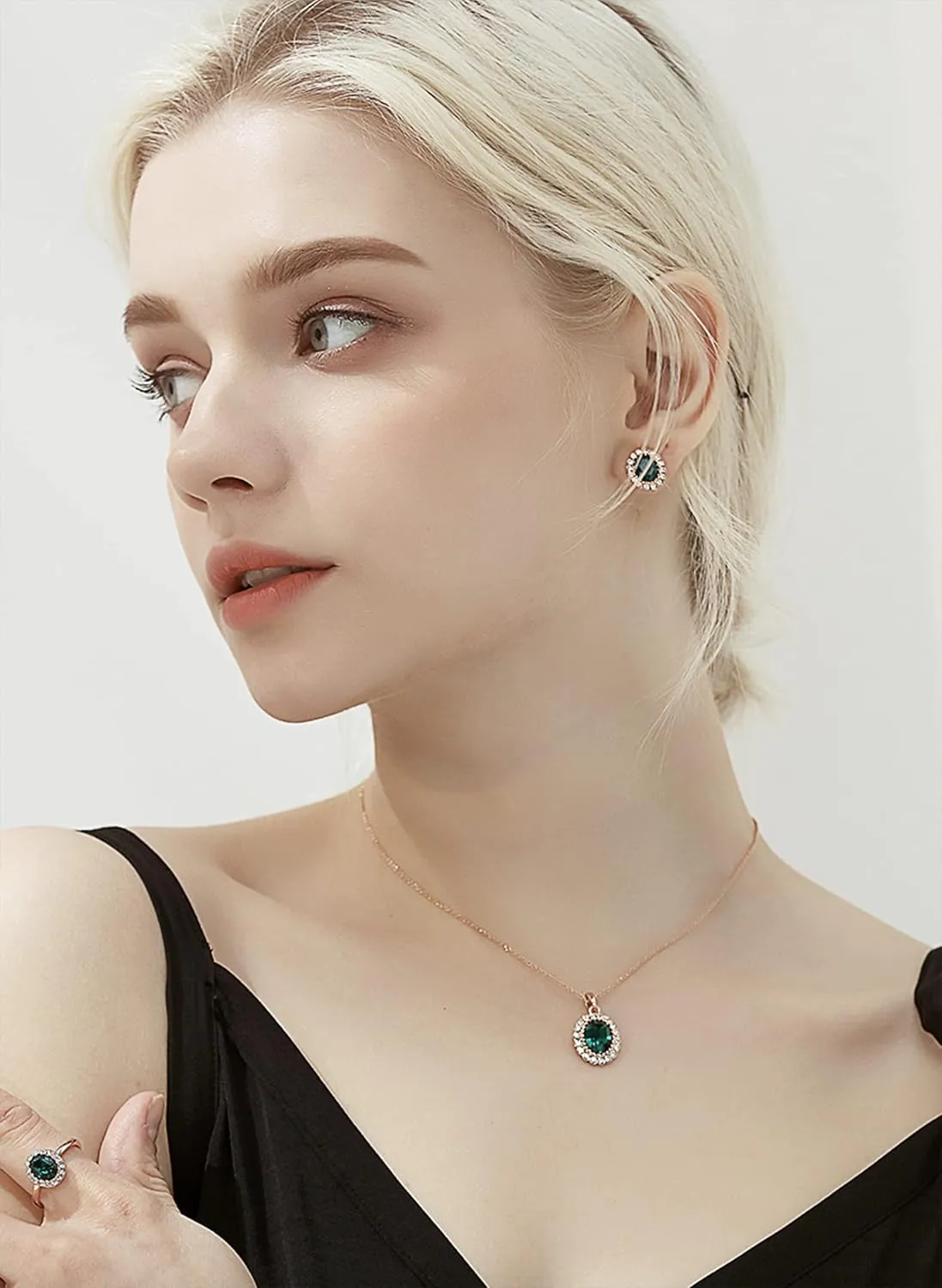 Australia Crystal Halo Pendant Necklace  Vintage Style Oval Gemstone Pendant with Sparkling Cubic Zirconia Stones, Hypoallergenic Jewelry for Women