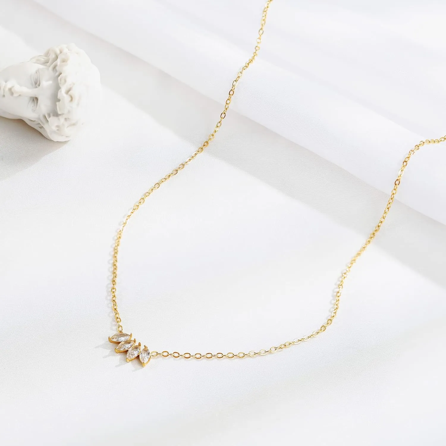 BAYLAY Gold Necklace for Women Jewelry - 18K Gold Plated Diamond Necklace Layered Gold CZ Diamond Pendant Necklaces for Women Gold Jewelry for Women Gifts
