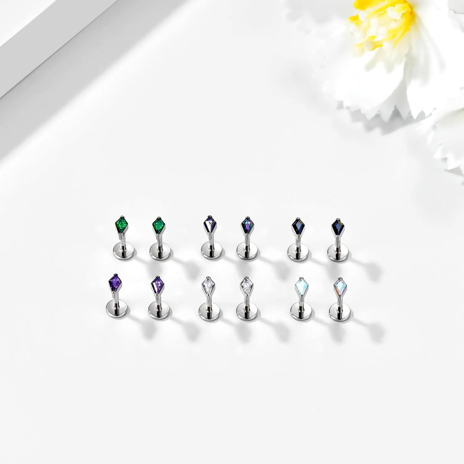 BelezaDosas G23 Hypoallergenic 18g Flat Back Studs Earrings F136 Implant Grade Titanium Tiny Press Fit Threadless Push in Cartilage Helix Labret Lip Conch Tragus Piercing Jewelry