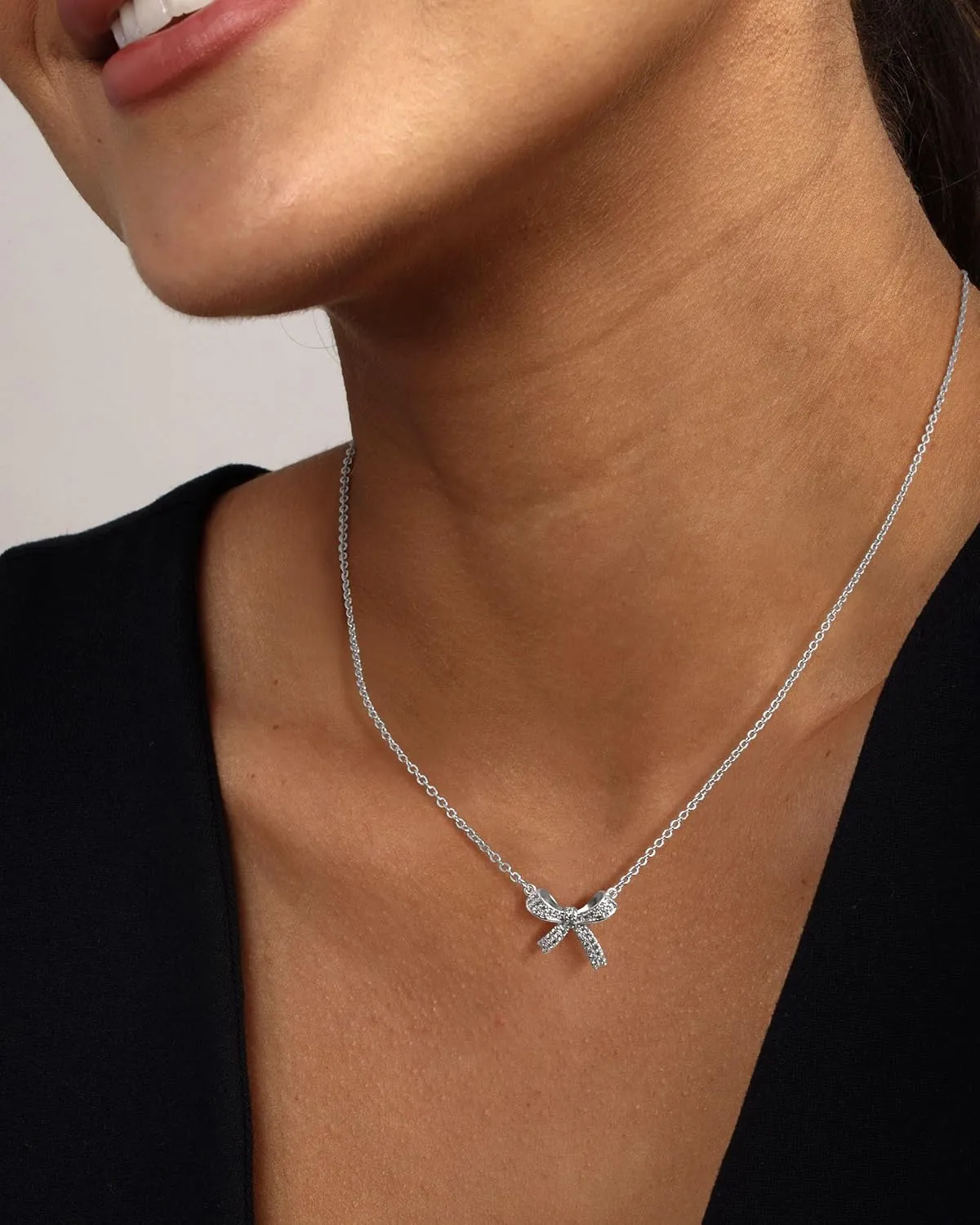 Bow Necklace for Women, Dainty 14K Gold/Silver Plated Bowknot Choker Necklace for Women Beads Chain Cute Pendant Necklaces Fashion Jewelry Christmas Gifts