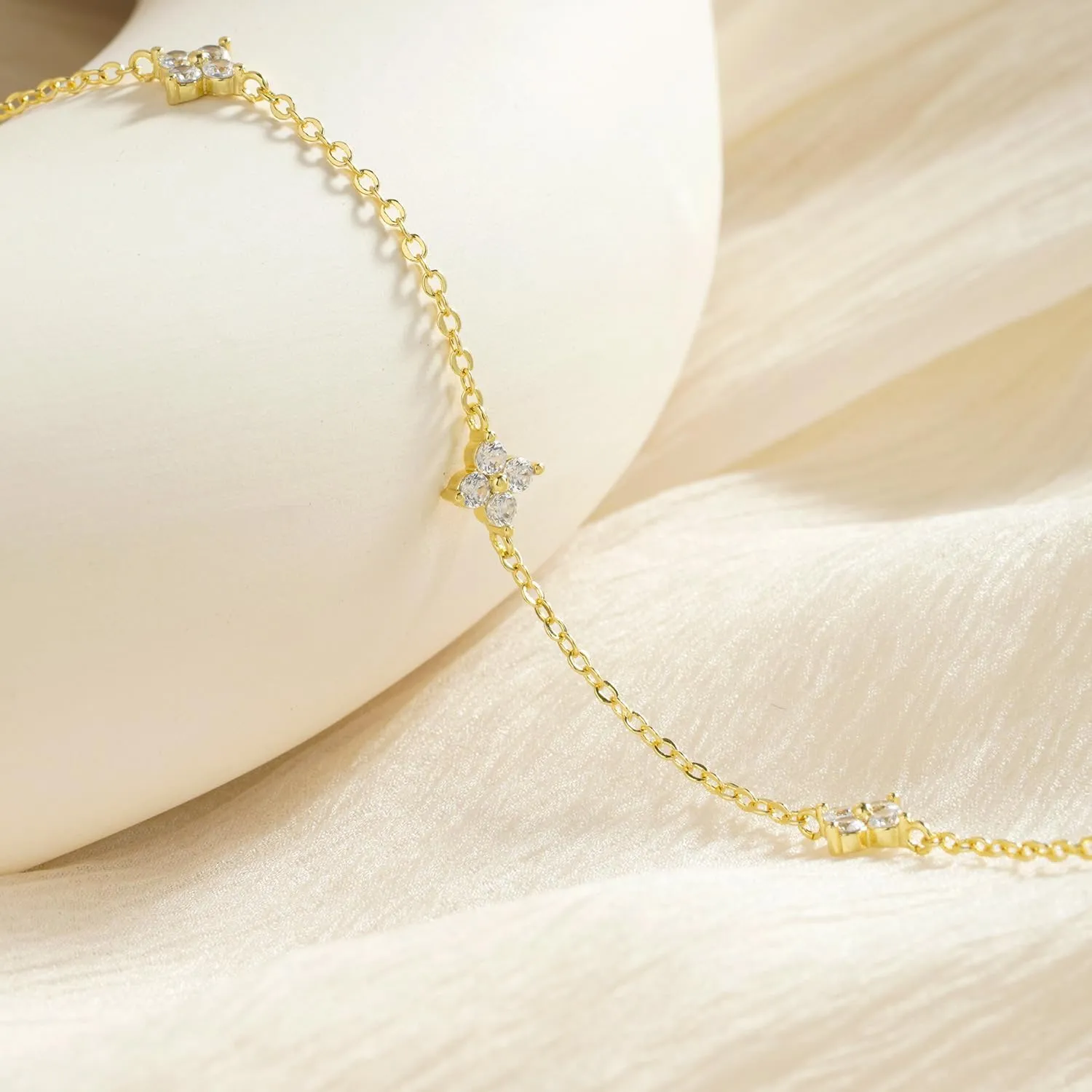 Dainty Silver Gold Necklaces for Women Cute Station Choker Necklace Cubic Zirconia Simulated Diamond Necklace Simple Layering CZ Necklace Trendy Jewelry Gifts
