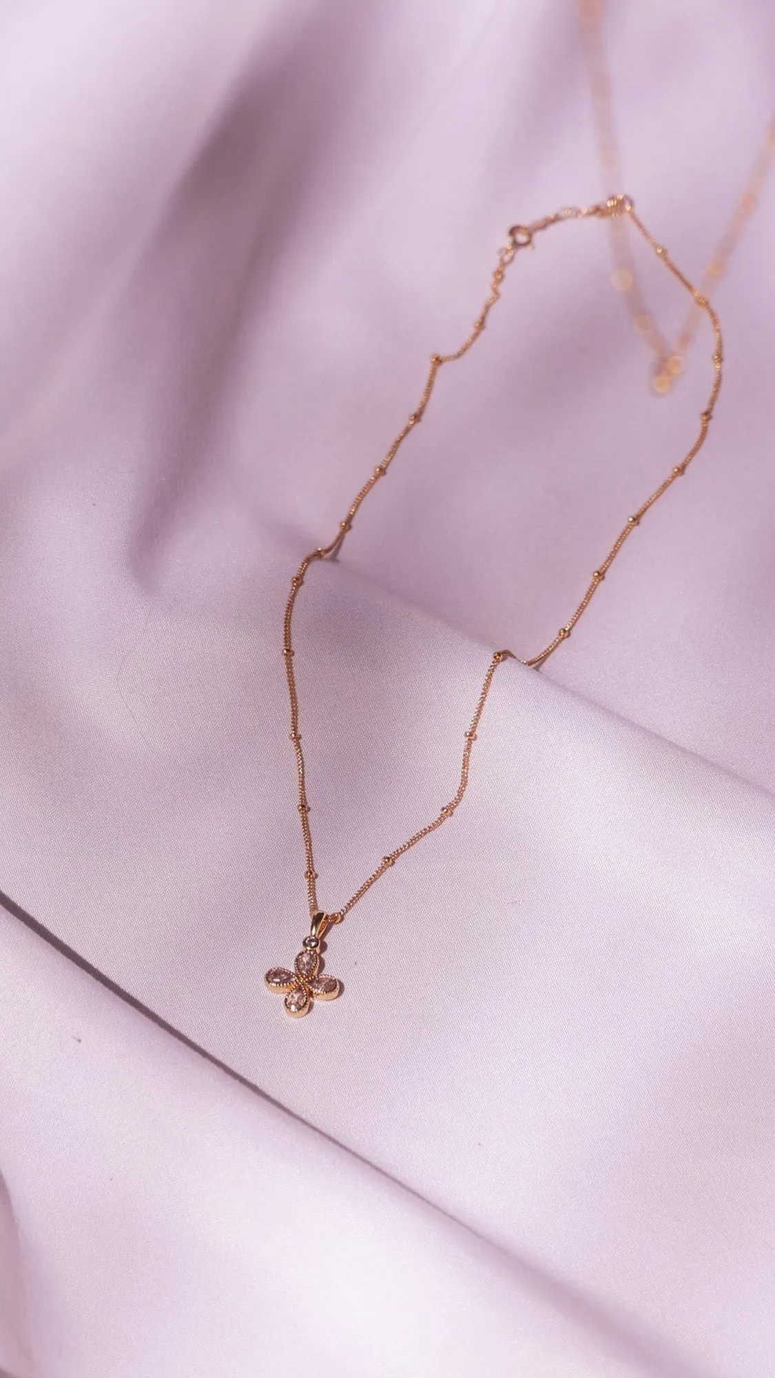 Diamond Clover Necklace