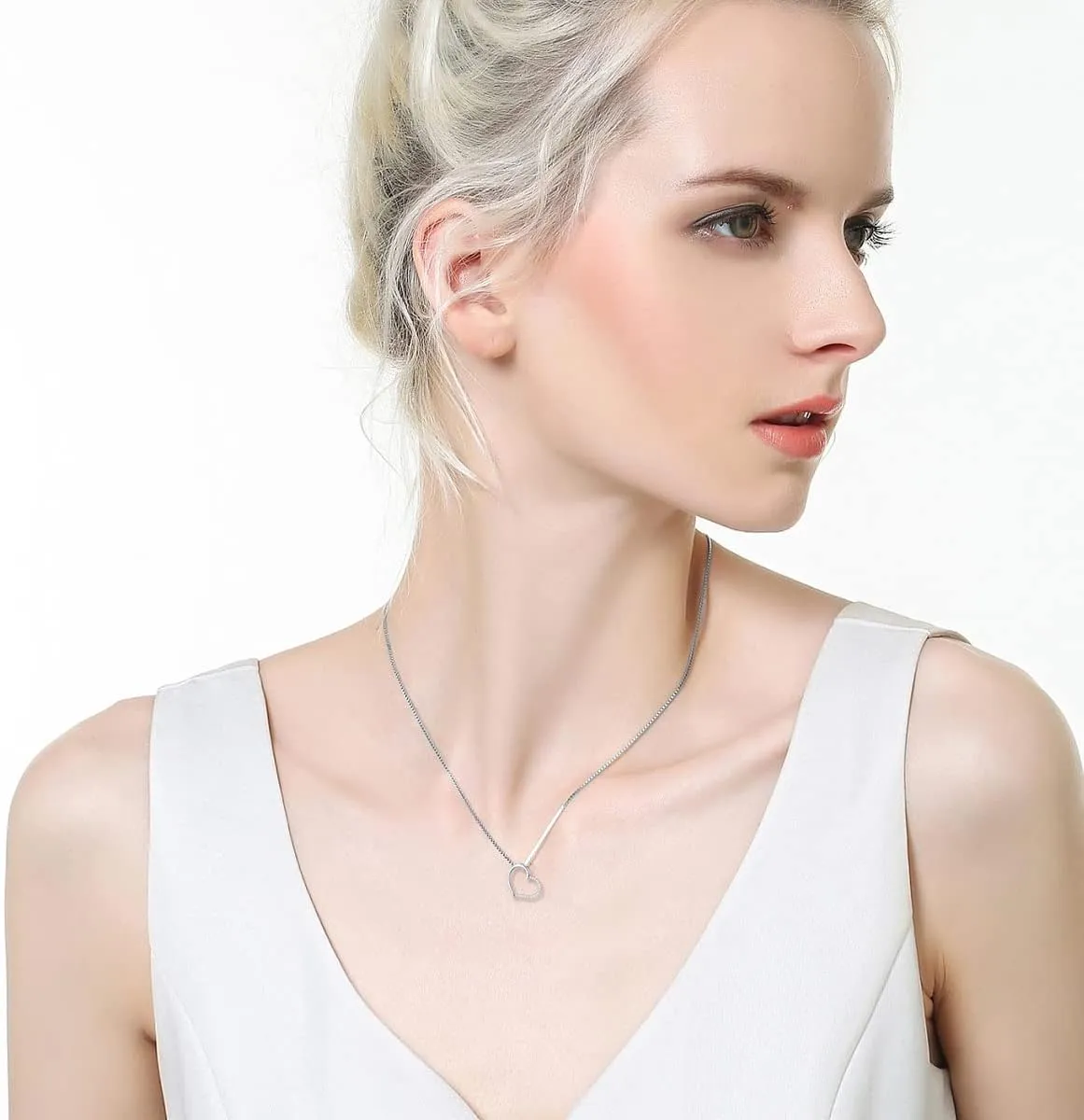 Diamond Heart Necklaces for Women 925 Sterling Silver Simple Heart Pendant Necklace Diamond Jewelry Valentine Gifts for Her Wife Girlfriend