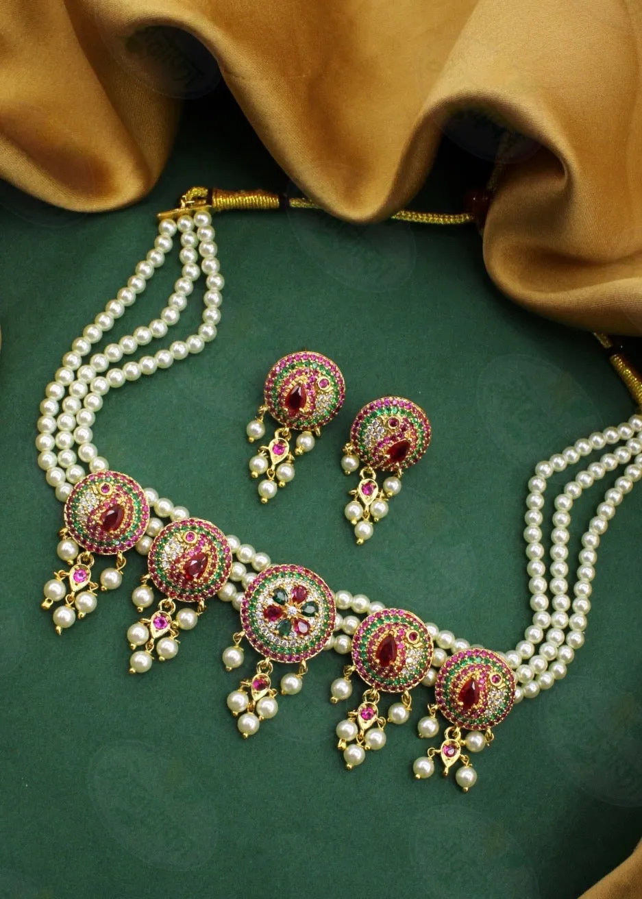 FLORET WITH PEACOCK NECKLACE