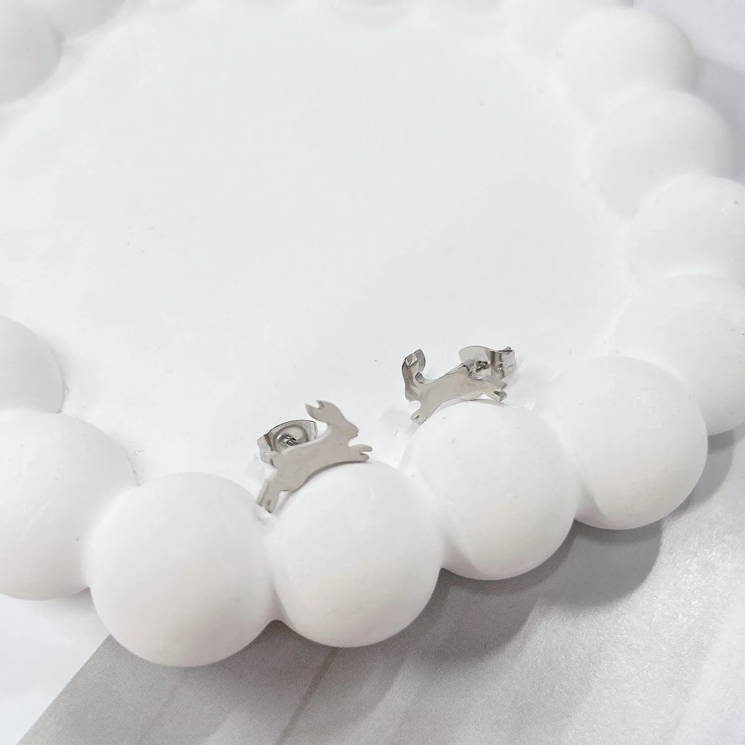 Funny Running Bunny Small Stud Cartilage Earrings for Women Stainless Steel Tiny Cute Simple Polished Rabbit Tragus Minimalist Earring Hypoallergenic Easter Holiday Jewelry for Animal Lovers