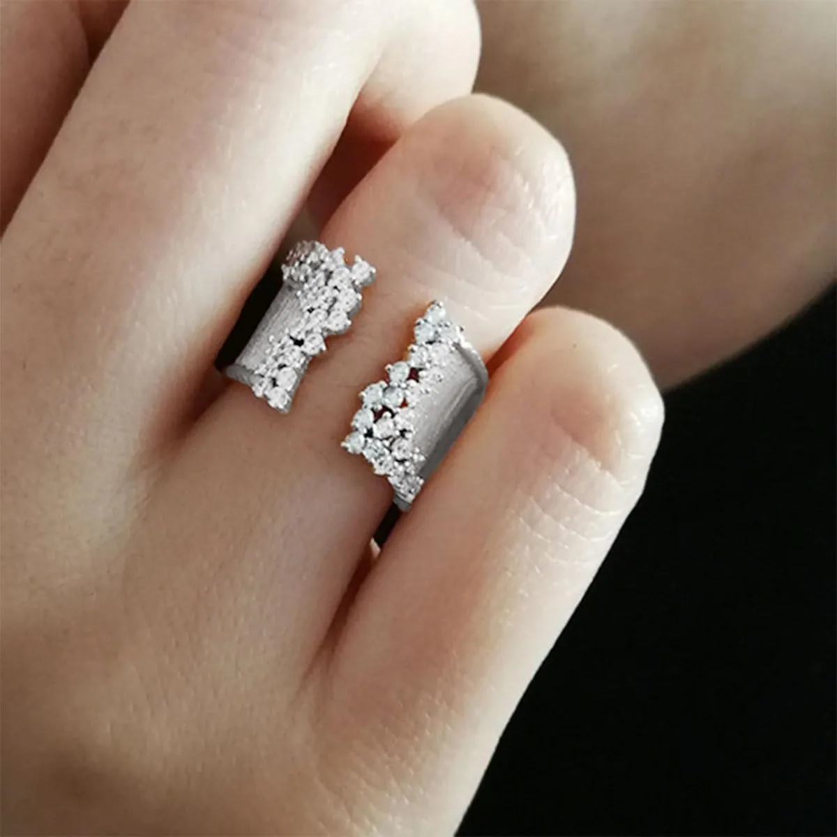 GIGB PBDK Gold Crystal Open Rings for Women,Bling Silver Stainless Steel Cocktail Rings,Adjustable Cubic Zirconia Cluster Big Ring,Party Statement Jewelry Accessories