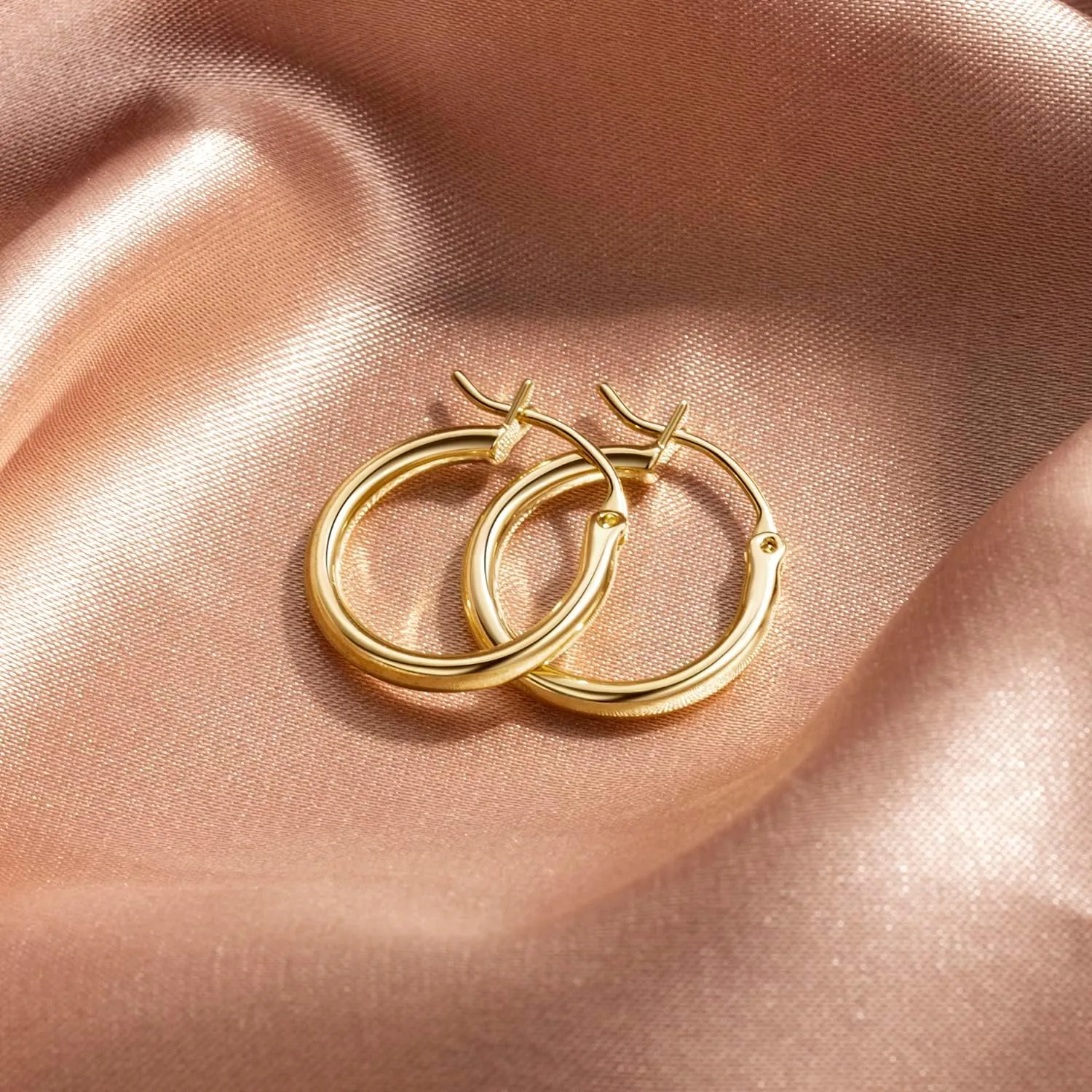 GIORGIA GIBBS Gold Earrings 14K Gold Hoop Earrings for Women Trendy Clean Line Chunky Thin Hoop Earring for Woman Non Tarnish 15 MM/28 MM