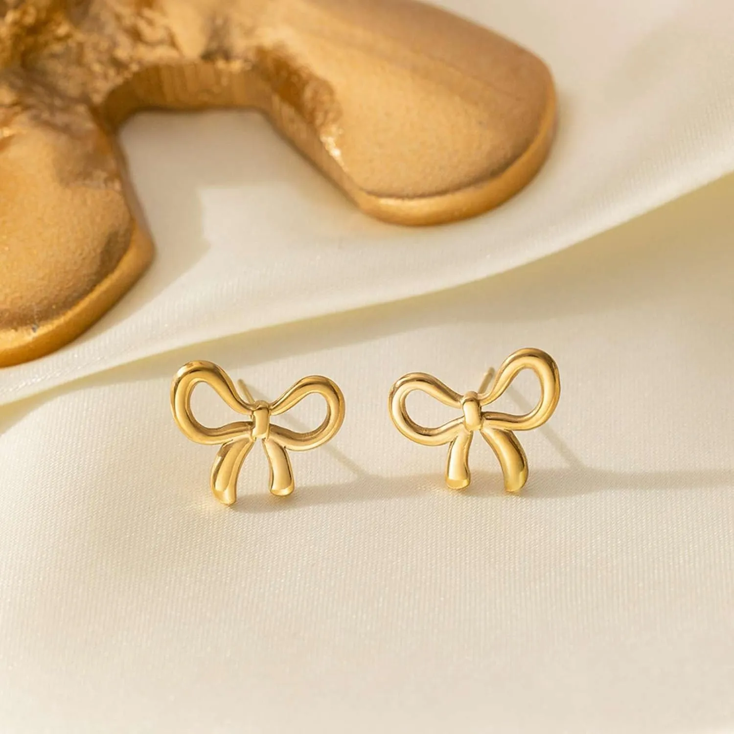 Gold Bow Earrings Dainty Minimalist Simple Bow Earrings Jewelry Gift for Her Women