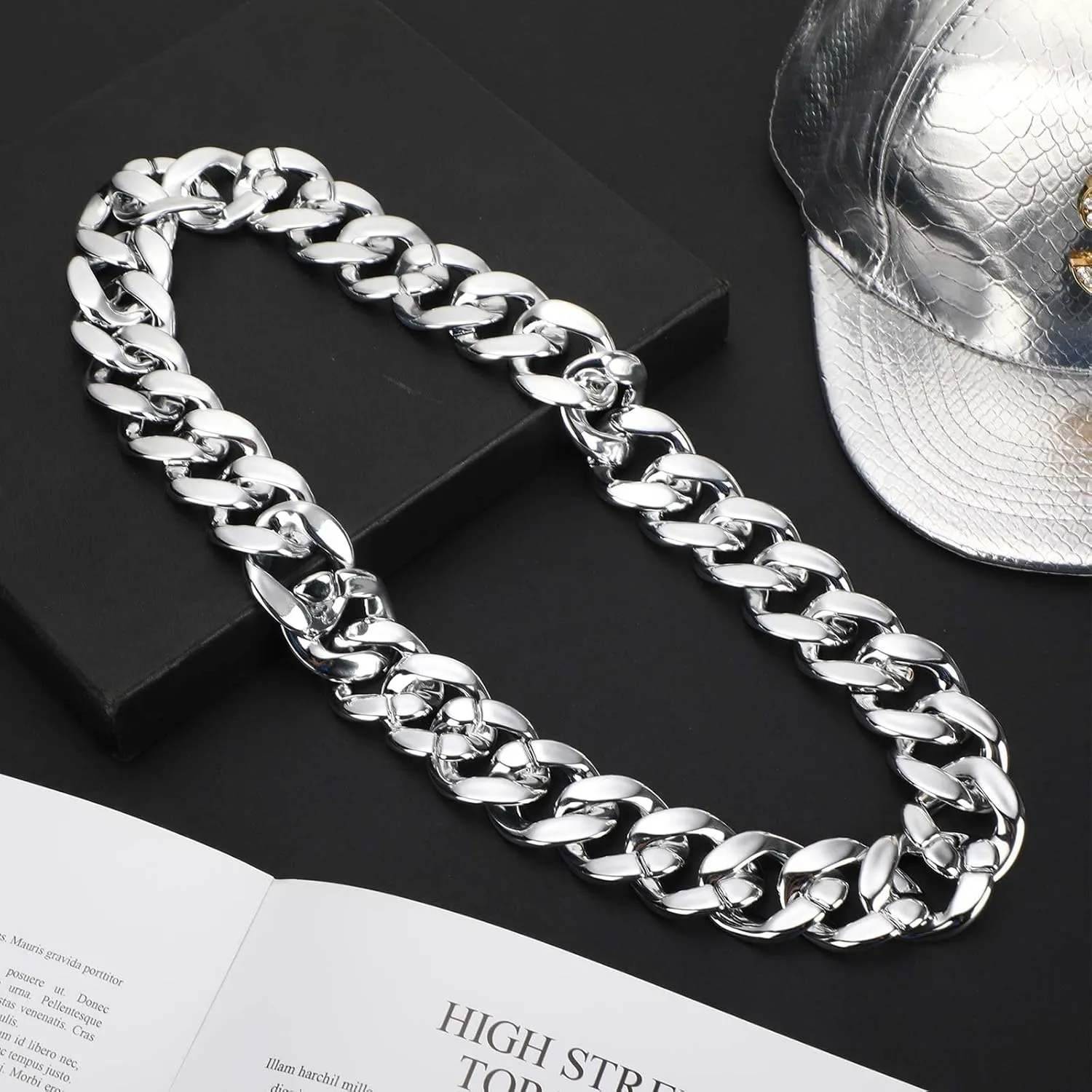 Inbagi 24 Pcs Big Chunky Faux Rapper Chain for 80s 90s Punk Style Halloween Costume, 32 Inches Long
