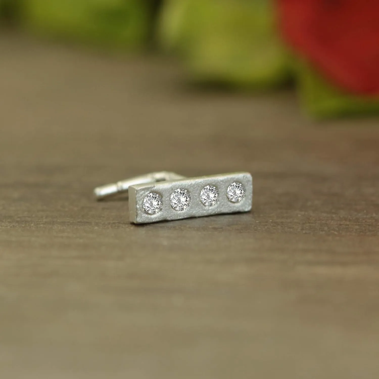 Jolliz Nose Studs Var