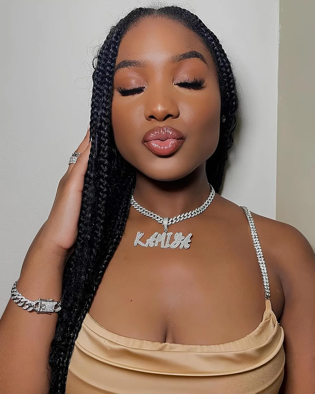 Lulu Mel Iced Out Personalized Cursive Name Necklace For Trendy Women, Custom Handmade Nameplate Pendant With Cuban Link Chain, White Gold Plated Hip Hop CZ Diamond Jewelry Gifts