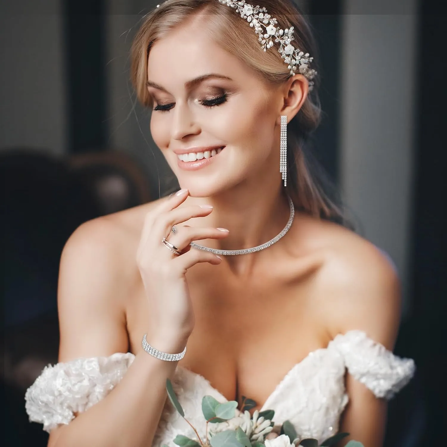 Lusofie Rhinestone Jewelry Set for Women Rhinestone Choker Necklace Bracelet Rhinestone Earrings Dangling Prom Jewelry Sets Diamond Choker Necklace for Women Wedding Bridal Party