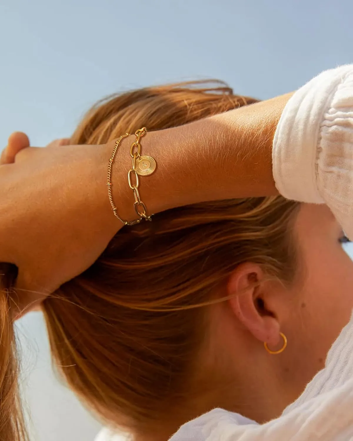 MRSXIA Bracelet for Women Gold Initial Sideways Letter A-Z 5MM Cuban Link Curb Chain 18K Gold Filled Dainty Simple Personalized Alphabet Jewelry Birthday Gift