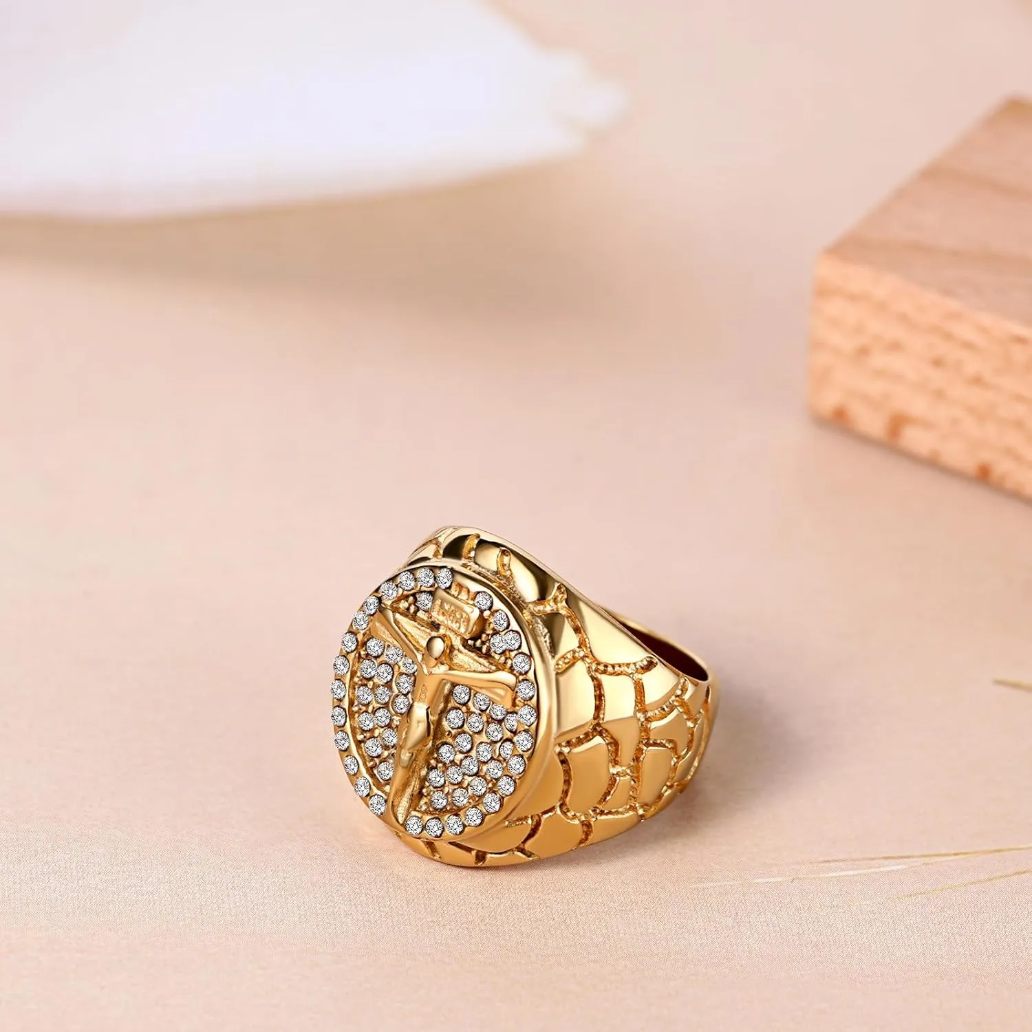 OIDEA Christian Jesus Rings for Men: Gold Tone Stainless Steel Zircon Religious Signet Ring Cocktail Party Biker Ring Statement Rings Band Jewelry Gifts