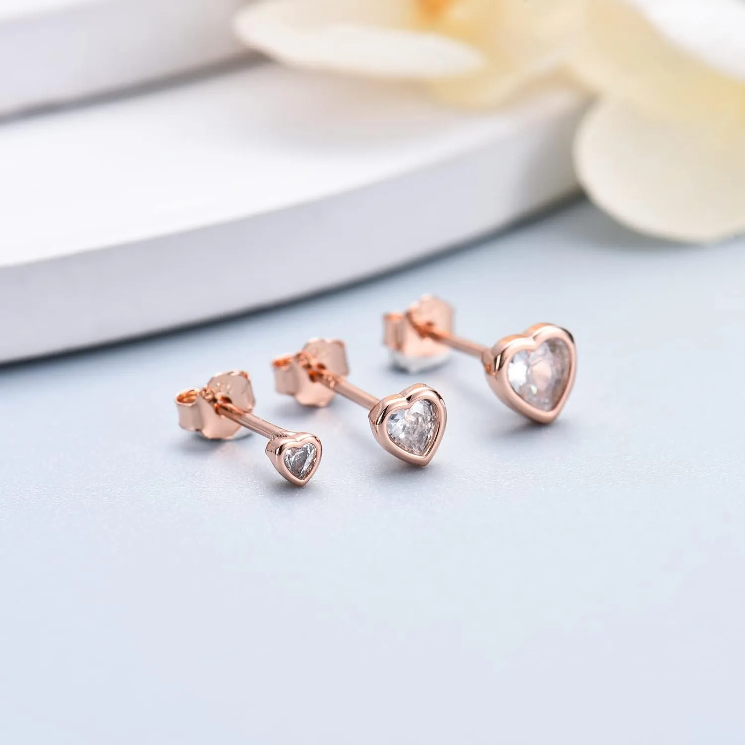 Sterling Silver Small Stud Earrings for Women Men, 3 Pairs of Tiny Heart Shaped Cubic Zirconia Earrings White Gold Plated CZ Cartilage Tragus Earrings(2mm/3mm/4mm)