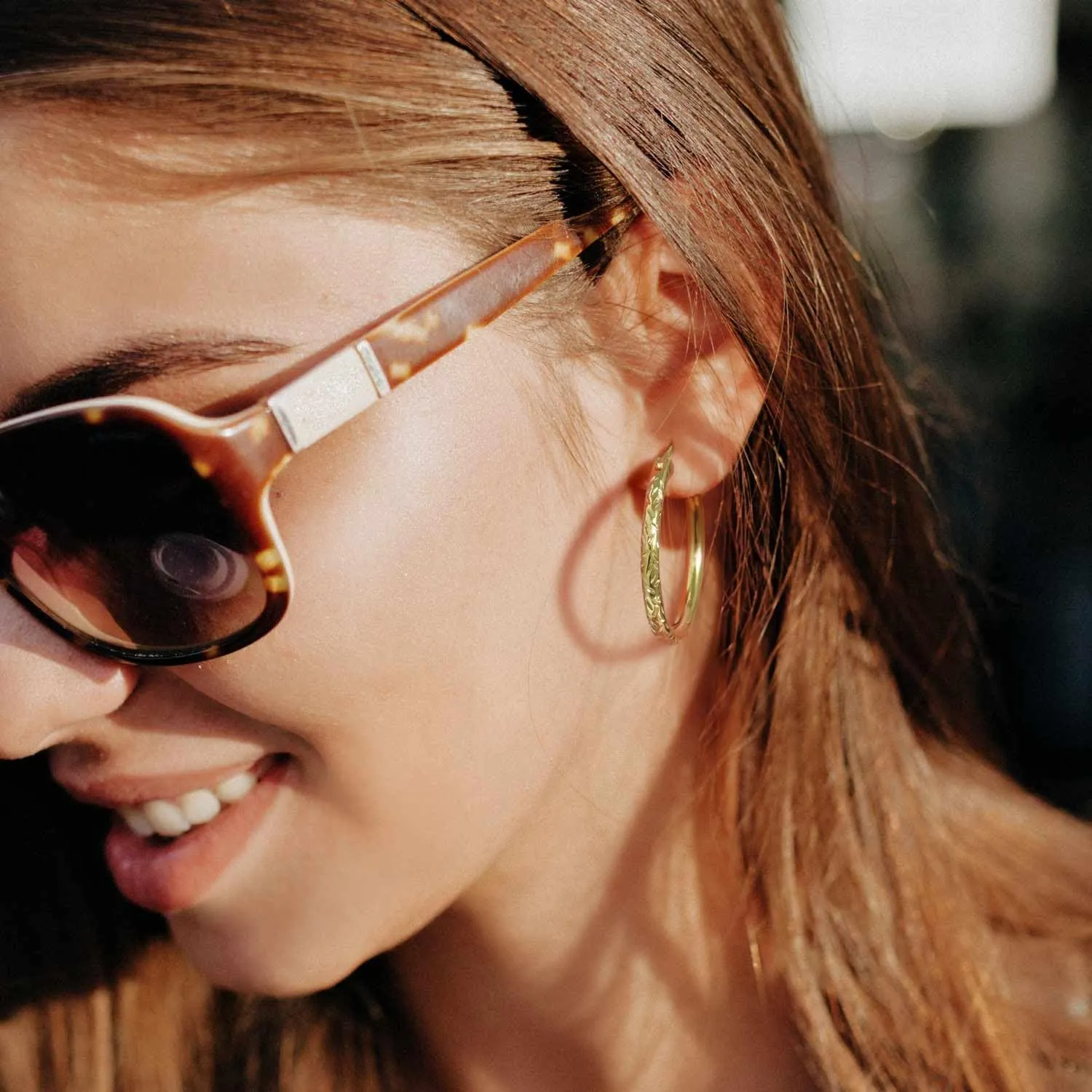 Verniflloga14K Gold Hoop Earrings Gold Earrings Womens Hoop Earring Jewelry Timeless Elegance 25 MM/ 30 MM