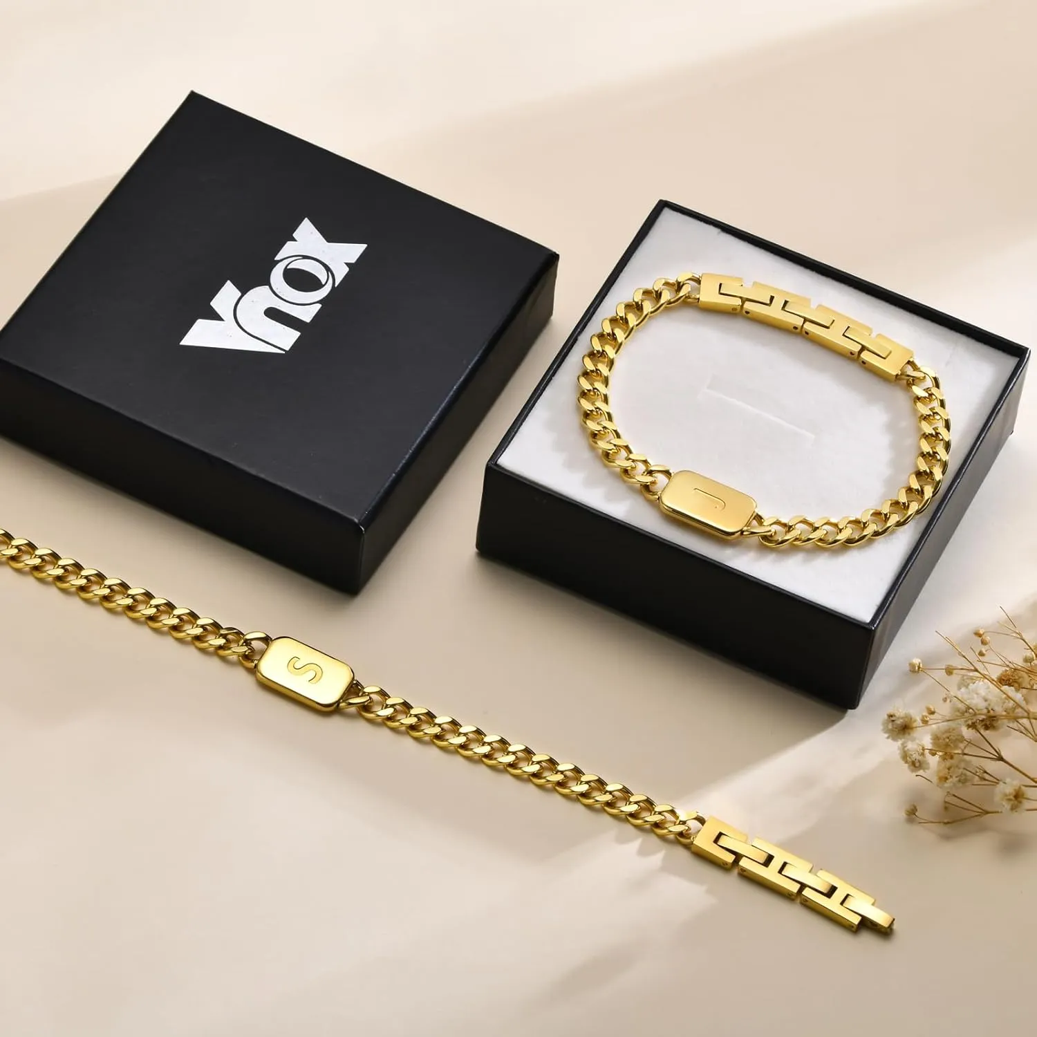VNOX Initial Bracelet for Men Boys - Simple Mens A-Z Letter Cuban Link Chain Bracelets, Adjustable Solid Stainless Steel Jewelry Gifts for Men Dad Boyfriend