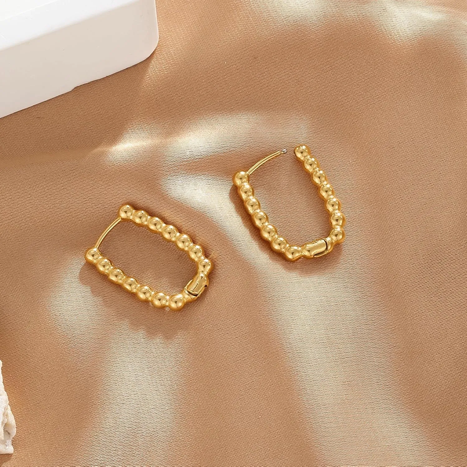 YADUDA Big Hoop Earrings for Women Large Gold Hoop Earrings Hypoallergenic Thick 18K Gold Plated Earring