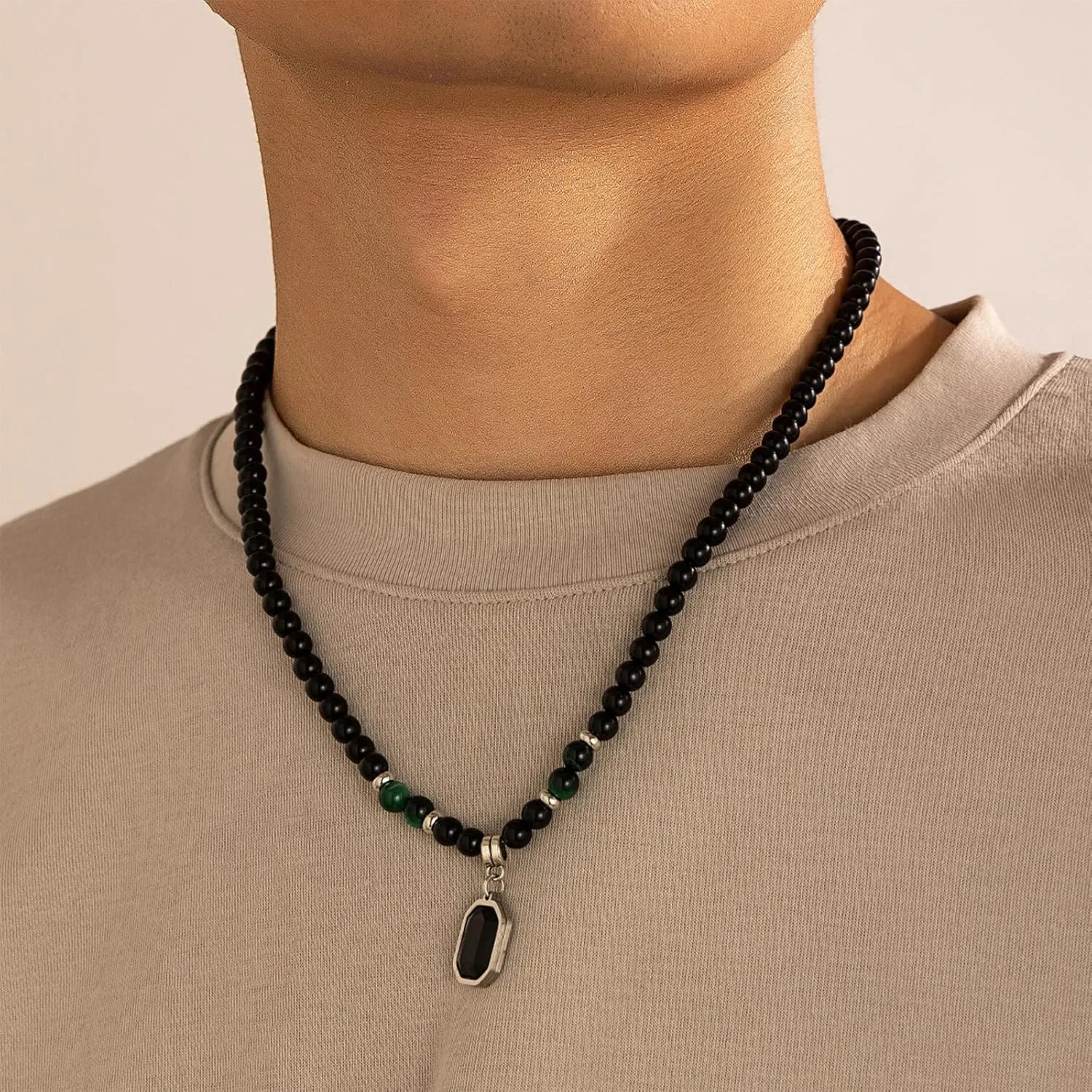 YANCHUN Necklace for Men Chains Puka Shell Black Beaded Necklaces Beach Seashell Necklace Jewelry for Men Birthday Father Day Gifts for Dad Husband