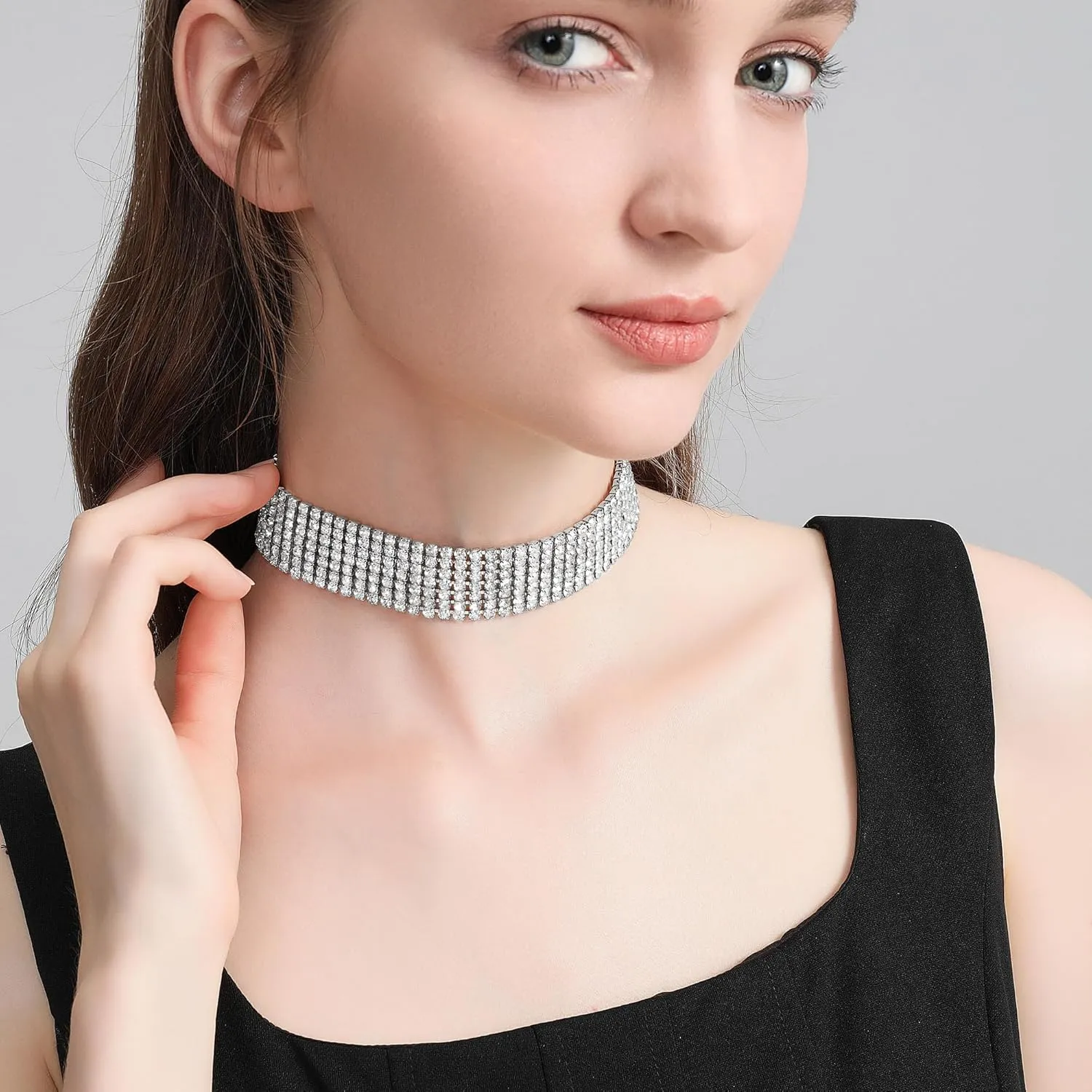 Zealmer Rhinestone Choker Necklaces Silver Sparkling Diamond Choker Crystal Rhinestone Glitter Necklace Gold Plated Jewelry Gifts for Women Bridal Wedding Bridesmaid