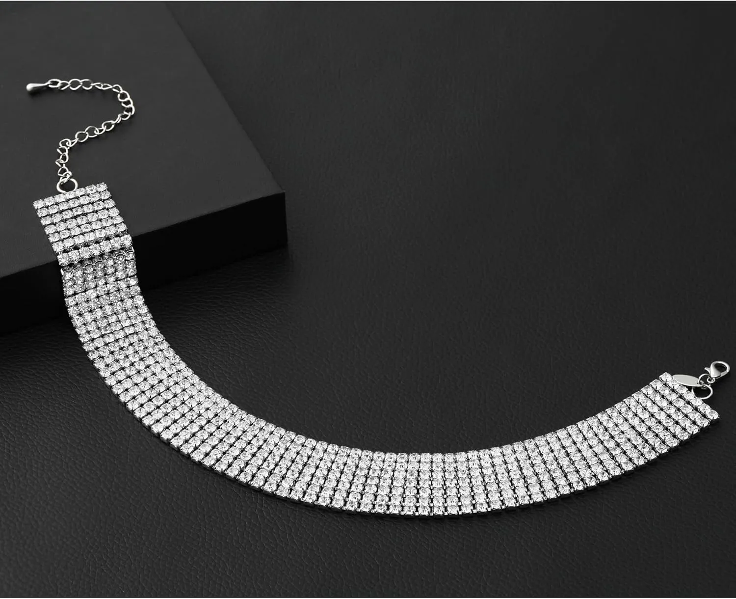 Zealmer Rhinestone Choker Necklaces Silver Sparkling Diamond Choker Crystal Rhinestone Glitter Necklace Gold Plated Jewelry Gifts for Women Bridal Wedding Bridesmaid
