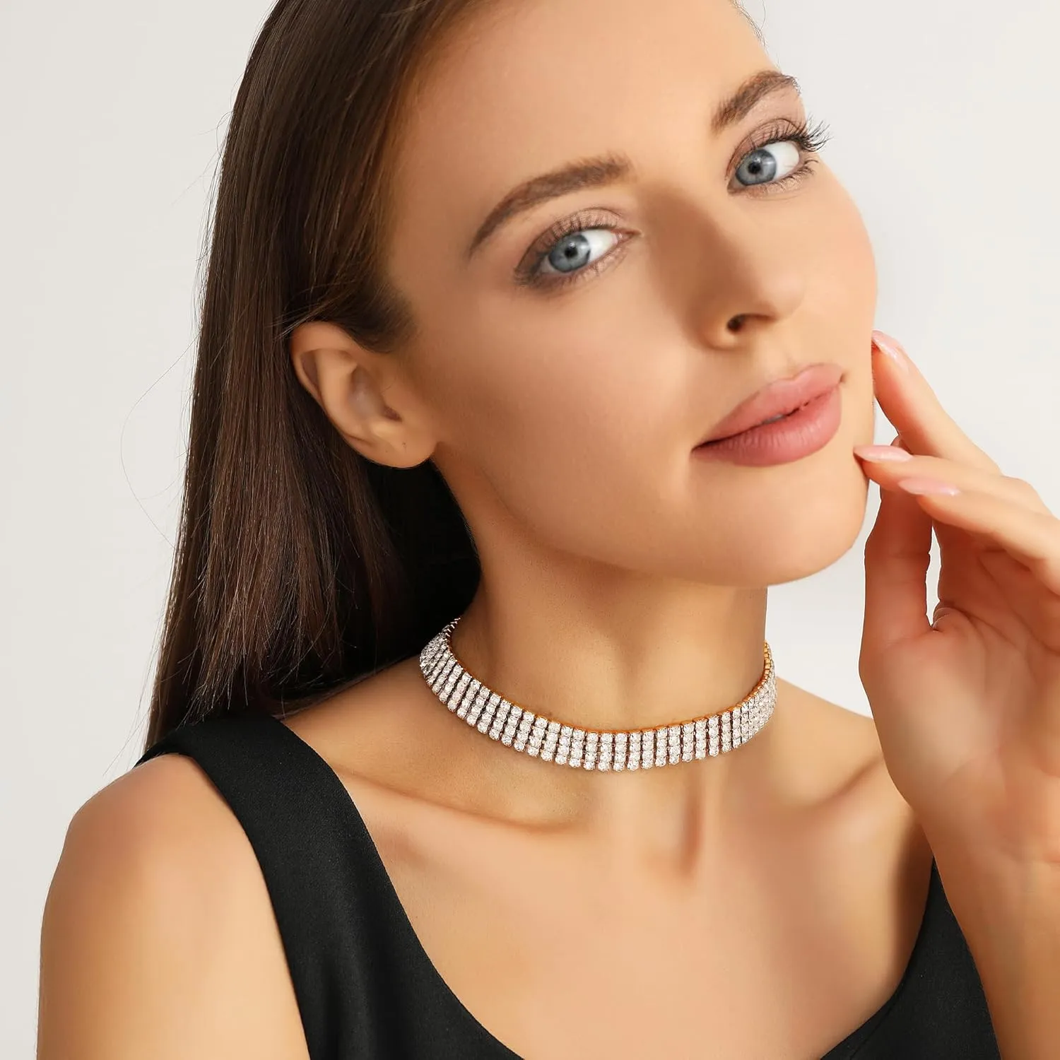 Zealmer Rhinestone Choker Necklaces Silver Sparkling Diamond Choker Crystal Rhinestone Glitter Necklace Gold Plated Jewelry Gifts for Women Bridal Wedding Bridesmaid